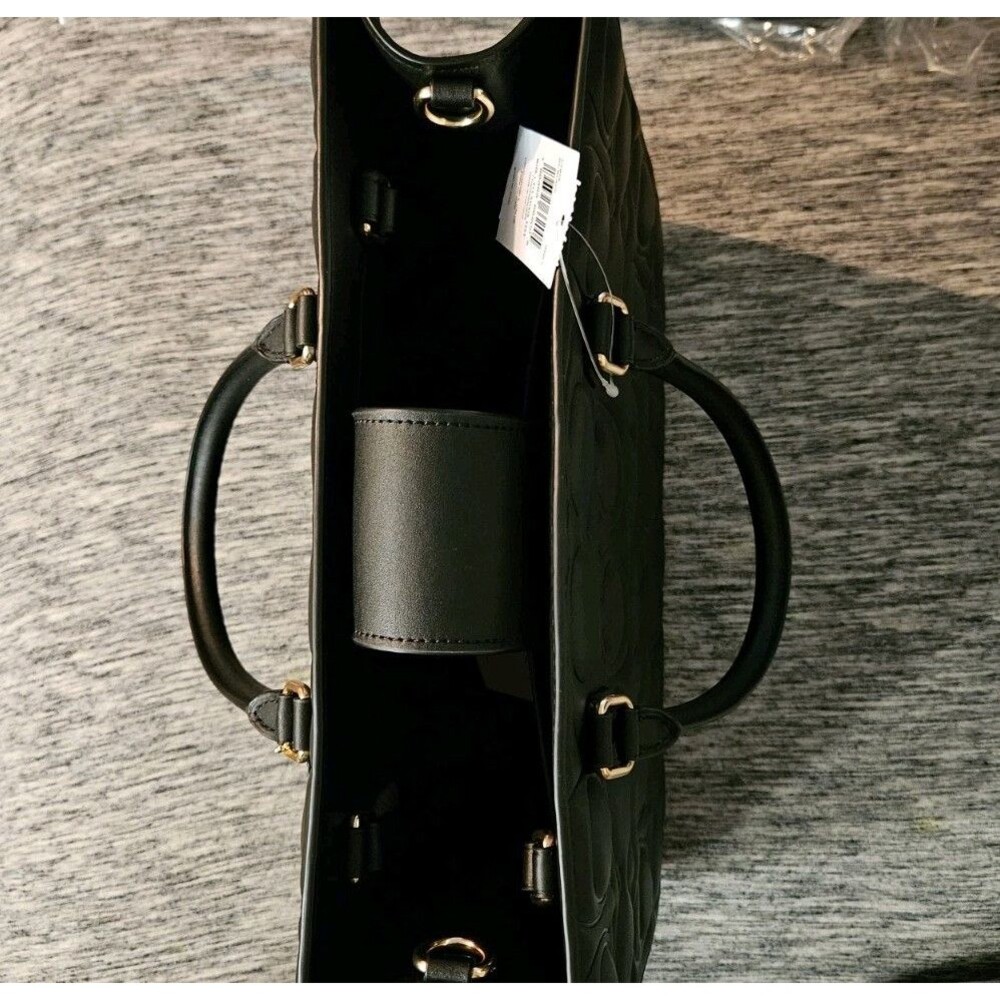 Coach Maggie Tote Bag In Signature Leather  New With Tags - Picture 7 of 12